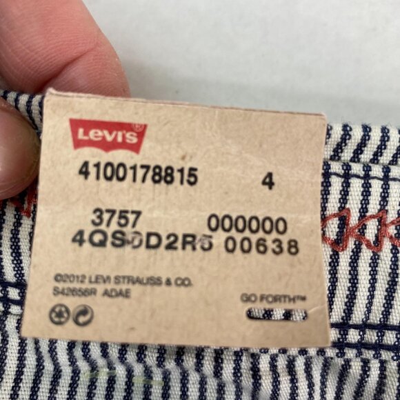 Levi's Womens Striped Cotton Shorts 4 Blue & White Casual Summer Wear Relax Fit - Picture 2 of 11